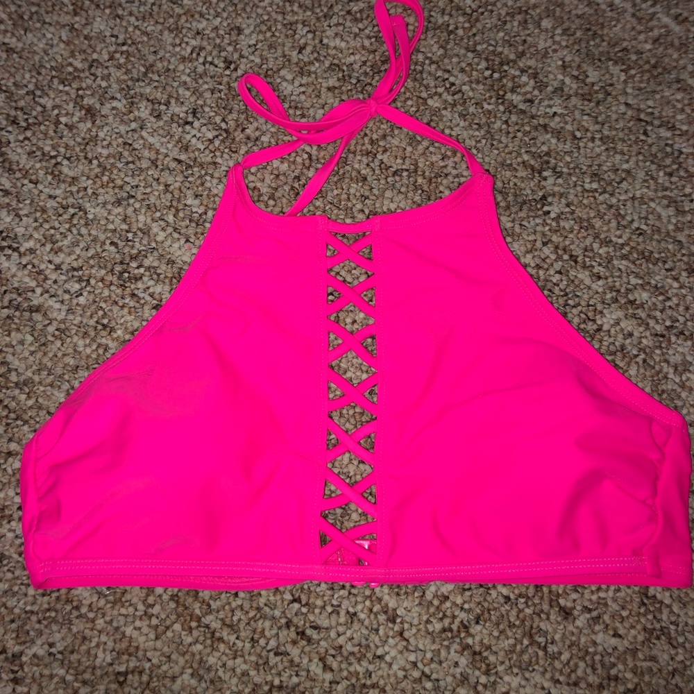 Brand: No Boundaries   Color: Pink   Size:L/G